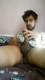 Ragazzo asiatico si masturba snapshot 12