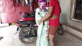 Neighbor's sister-in-law and banana seller had great sex today. -Hindi voice snapshot 1