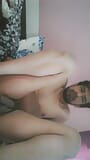 Jongen masturbeert hard snapshot 14