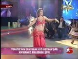 Turkish babe Reyhan bellydance snapshot 8