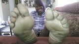 nice Ebony dirty smelly sexy soles snapshot 2