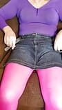 Crossdresser me touche dans des collants en nylon et un justaucorps.  Masturbation et éjaculation. snapshot 5