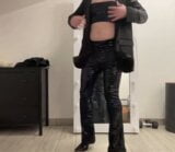 Satijnen jasje, legging met pailletten en tranny met pailletten snapshot 5