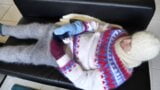 Белый мохер в водолазном фетишном джемпере с камшотом и варежками, плюс пушистый свитер в штанах snapshot 2