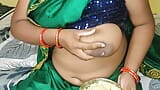 Bhabhi ne apne dudh se khana khilaya Apne devar ko Hindi video snapshot 2