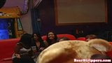 Voyeur-Amateur Doggystyle auf Stripper-Party snapshot 1