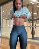 Athletic Thotpocket cameltoe snapshot 2