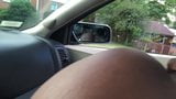 Blowjob awam eboni dalam kereta pada waktu siang snapshot 9