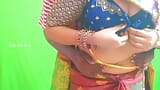 Madrastra tamil Julie rogando a su hijastro por sexo - audio tamil snapshot 7