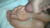 Amateur wife gets a jizzy surprise on her fantastic feet whi snapshot 4