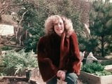 Jeanne dài bạc - 1977 snapshot 5