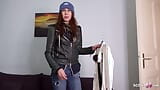 Niemiecka harcerz - ostry seks analny dla chudej imbirowej nastolatki Lany honeylips w Model Job w Berlinie snapshot 10