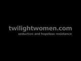 Twilightwomen - lezbiyen tribbing baştan çıkarma snapshot 1