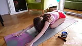 Yoga y estiramiento para una mejor postura snapshot 10