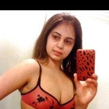 Desi bhabhi wziąć selfie dla chłopaka snapshot 10