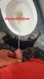 Master Ramon has to pee quickly, delicious champagne snapshot 2