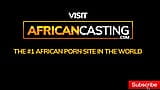 African Casting - duże cycki murzynka modelka daje tyłek producentowi białego kutasa snapshot 15