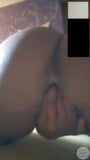 Geiles Mädchen mit dicken Möpsen fingert Muschi beim Videoanruf snapshot 10