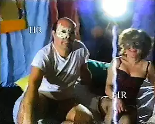 Erkakning yuragiga yol sifatli portlash va shirin qin orqali otadi.