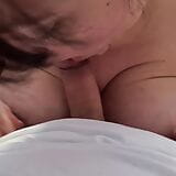 Checa tetona milf - mamada matutina y follada de tetas snapshot 9