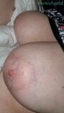 handjob, kurzer blowjob, dicke Titten und komm auf meiner haarige Schmetterlings muschi snapshot 6