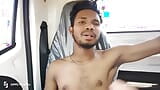 Espace public, attouchement d'une voiture, baisers, éjaculation à l'intérieur, jungle - film gay en hindi - masturbation dehors dans la forêt en été snapshot 13