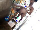 escândalo sexual: jovem indiano fode sua madrasta no chuveiro snapshot 14