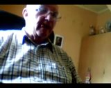 Gandpa streelde op webcam snapshot 6