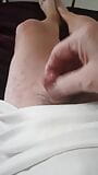 Masturbándose por la mañana snapshot 7