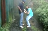 Morena hindu haciendo una mamada en la calle - pinguino69 snapshot 4