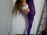 Perfect flexible girl in pantyhose - flexilinks.eu snapshot 10