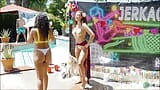 Jerkaoke - Wet and Wild Girl Girl Action - Cassie Del Isa e Nina White snapshot 8