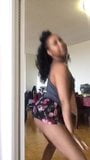 Twerking and cleavage snapshot 3