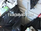 Trashy Tory neemt het i10 snapshot 1