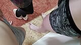 Marido compartilha sua esposa gostosa sem calcinha com amigo snapshot 6