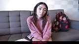 Pequeña teta adolescente Amber Summer follada en su coño peludo snapshot 3