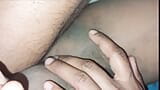 Indische Tamil tante en vriend in Desi dorp seksvideo snapshot 10