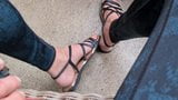 Leggin dan sandal snapshot 8