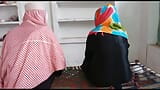戴穆斯林头巾的穆斯林大学生被狠操阴户和菊花 snapshot 4