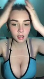 Ragazza sexy che fa selfie con un reggiseno.mp4 snapshot 12