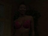 Milf negra caliente necesita ser follada por una polla monstruosa negra snapshot 1