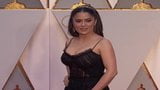 Salma Hayek bei 2017 Oscar Rotem Teppich snapshot 5