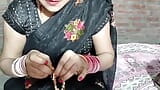 Indian Beutifull bhabhi Pissing black saree blouse snapshot 5