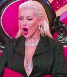 Christina Aguilera Schleife # 5 snapshot 8