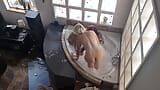 Три девушки в спа-ванне, один мужик, оргия, обратный гэнгбэнг, межрасовый snapshot 20