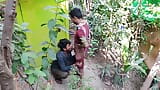 Un gay du village sort des toilettes de la forêt, sodomie, pipe - voix hindi snapshot 13