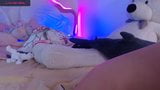 Une jolie fille asiatique aime les jouets sexuels, le gode, se masturbe, lovense snapshot 15