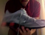 Gozando em Nike Shox TN snapshot 1