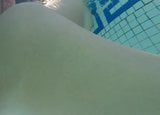 Baise dans la piscine snapshot 11