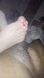 Sie mag einen Footjob Teil 2 snapshot 3